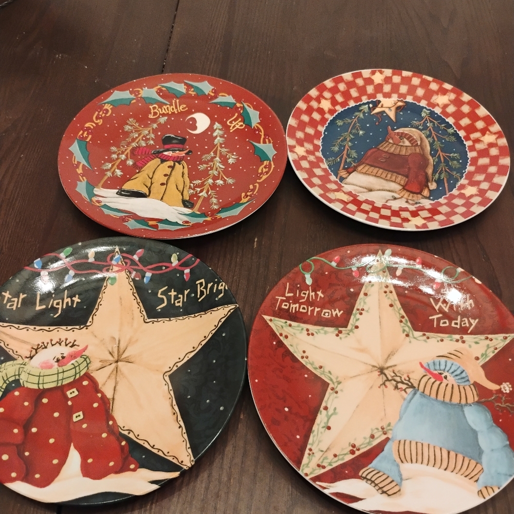 Christmas Platesโ